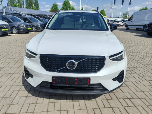 Volvo XC40 2.0 [B4] Mhev Ultimate Dark DCT Tbb...